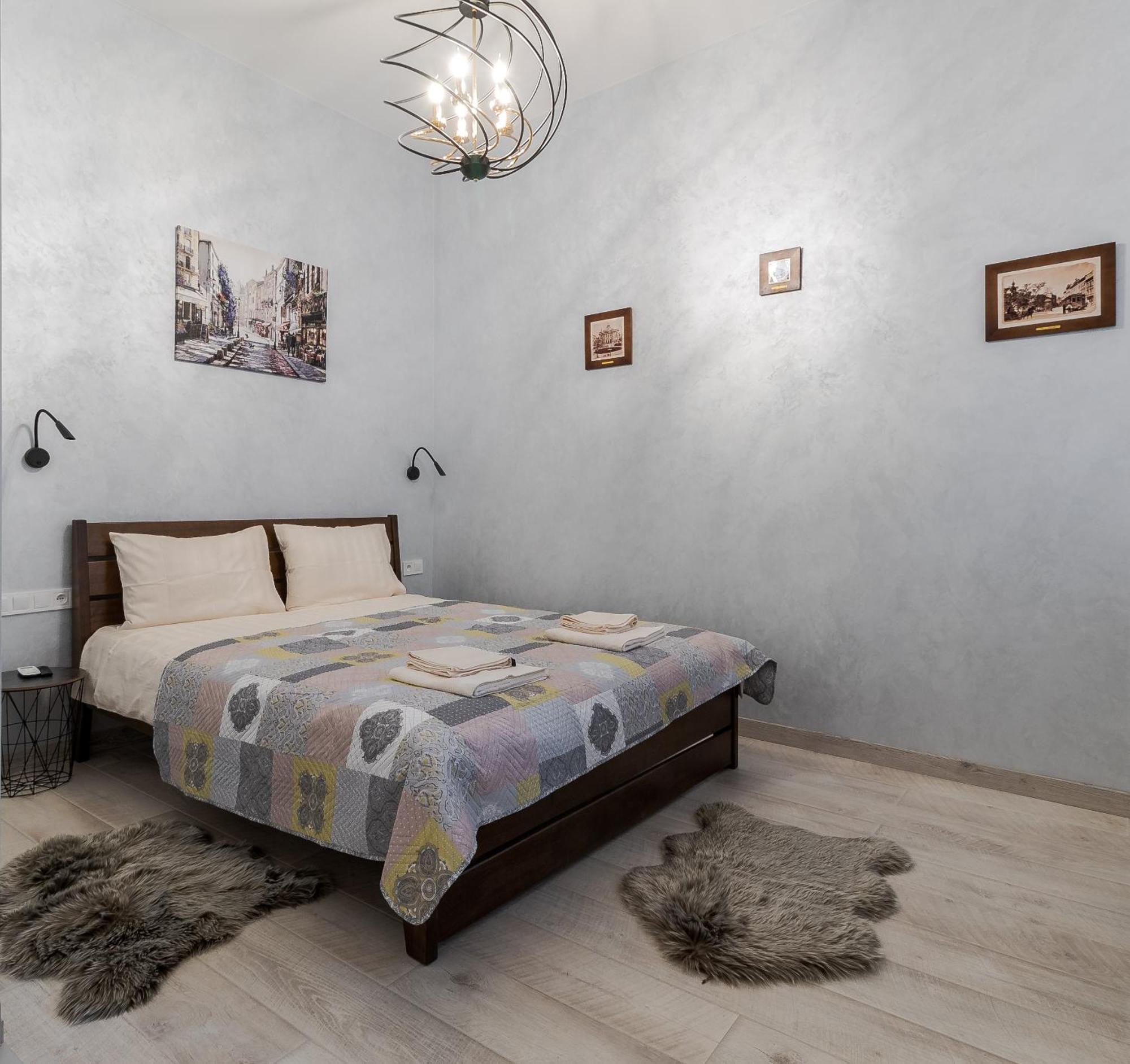 Golden Violin ! Apartments Lviv S Room photo